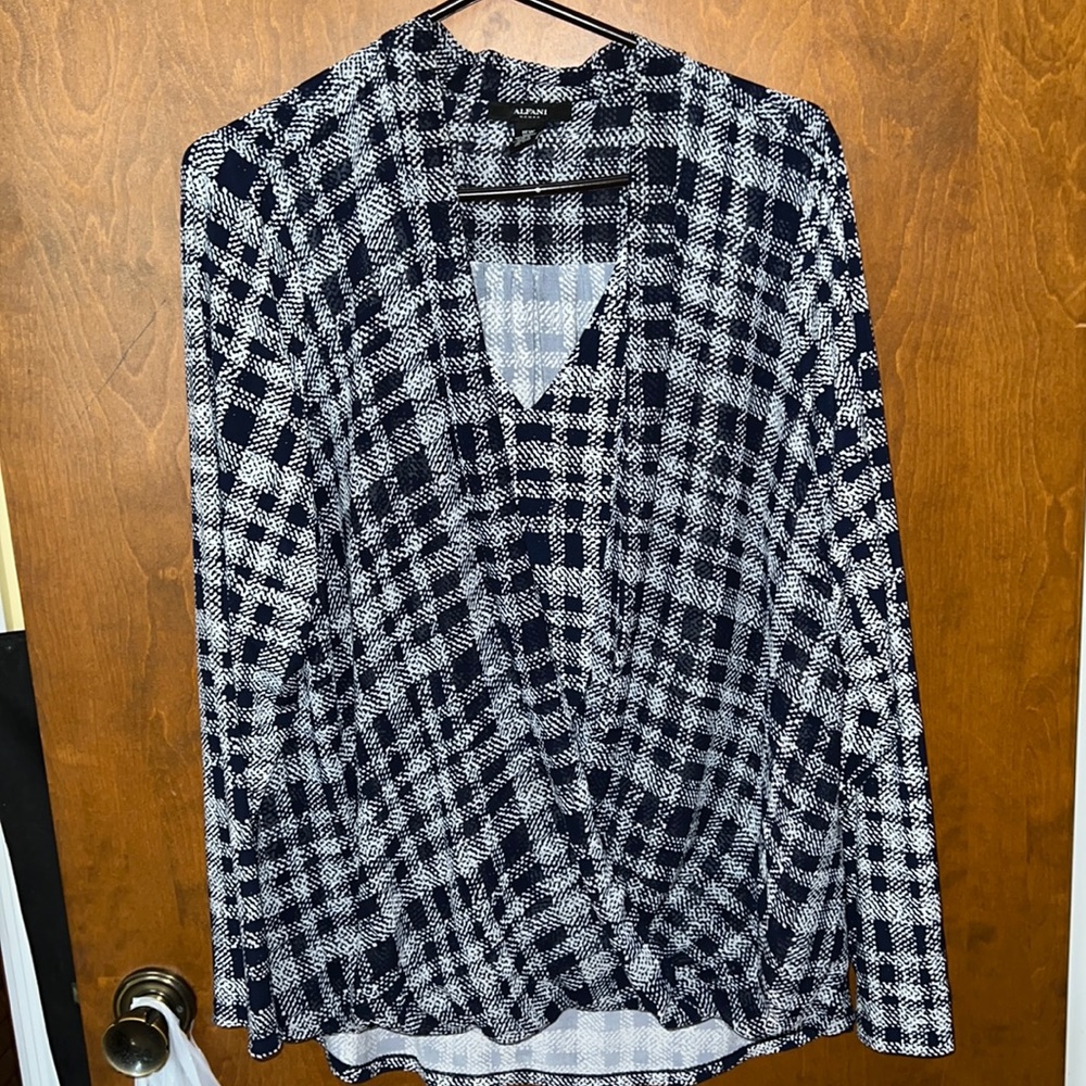Women’s blouse